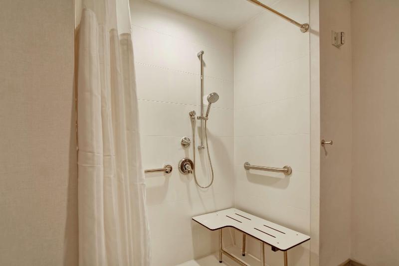 스탠다드 룸 킹사이즈 침대, Hilton Garden Inn Princeton Lawrenceville