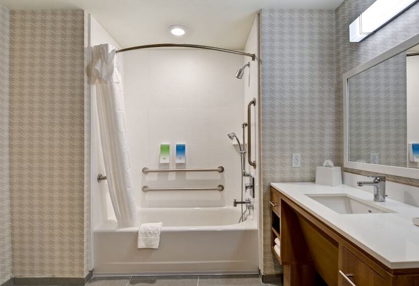 Люкс Адаптированный для Инвалидов, Home2 Suites By Hilton Daytona Beach Speedway
