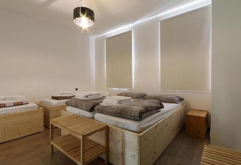 اتاق سوپریور چهار تخته, Bed & Wellness Fisterre