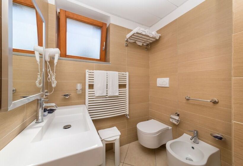 コンフォートトリプルルーム, Gusmay Resort   Hotel Cala Del Turco