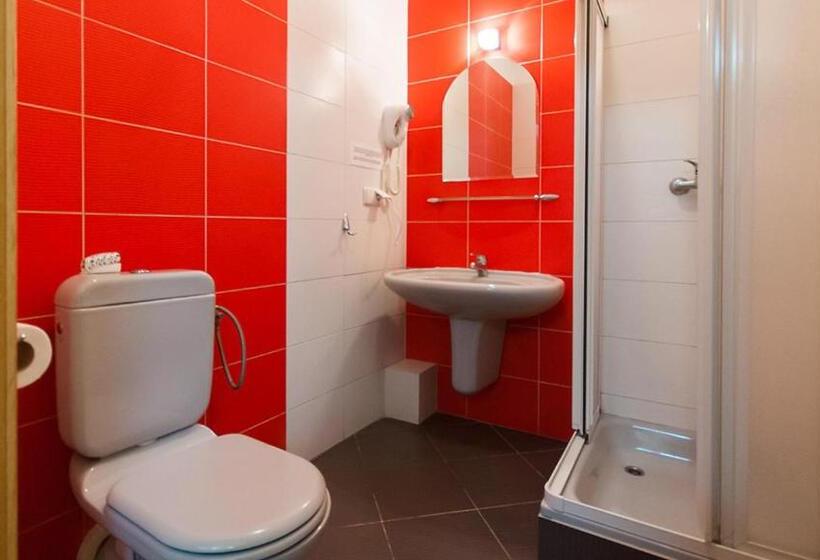 Трехместный Номер Стандарт Совместная Ванная, Helvetia Plus B&b   Privates And Apartments