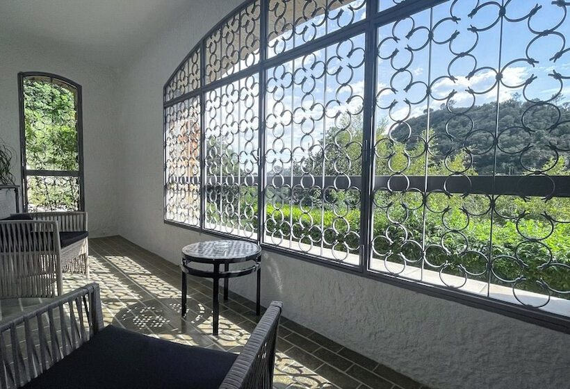 Romantic Room, Les 3 Barbus