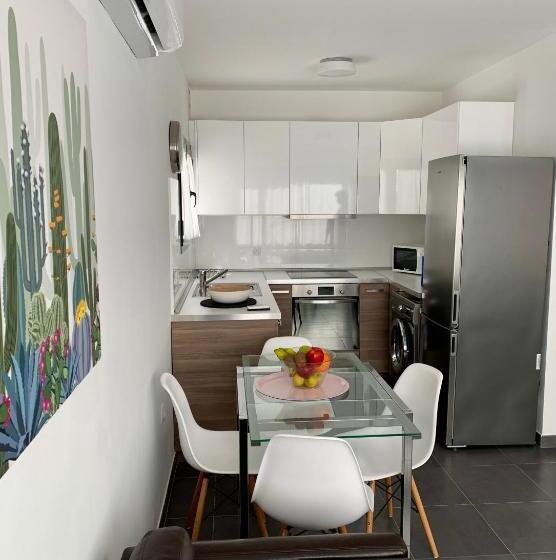 Apartamento 2 Dormitórios, Apartamentos Zalabar