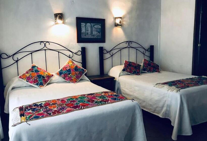 חדר סטנדרט לארבעה, Posada Los Colorines