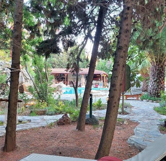 اتاق استاندارد با چشمانداز استخر, Kemerbag 29   Adults Only
