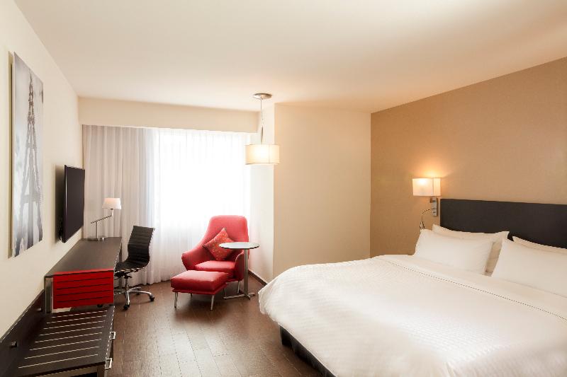 Номер Superior Кровать Кинг, Fiesta Inn Express Monterrey Centro