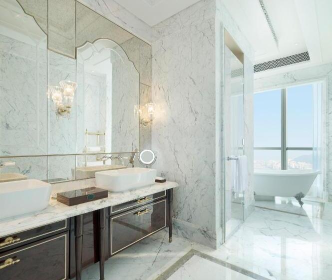 带城市景观和大床的豪华房间, The St. Regis Zhuhai