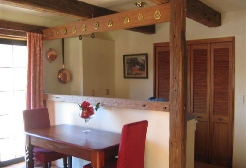 침실 1개 주택, Trelawn Place