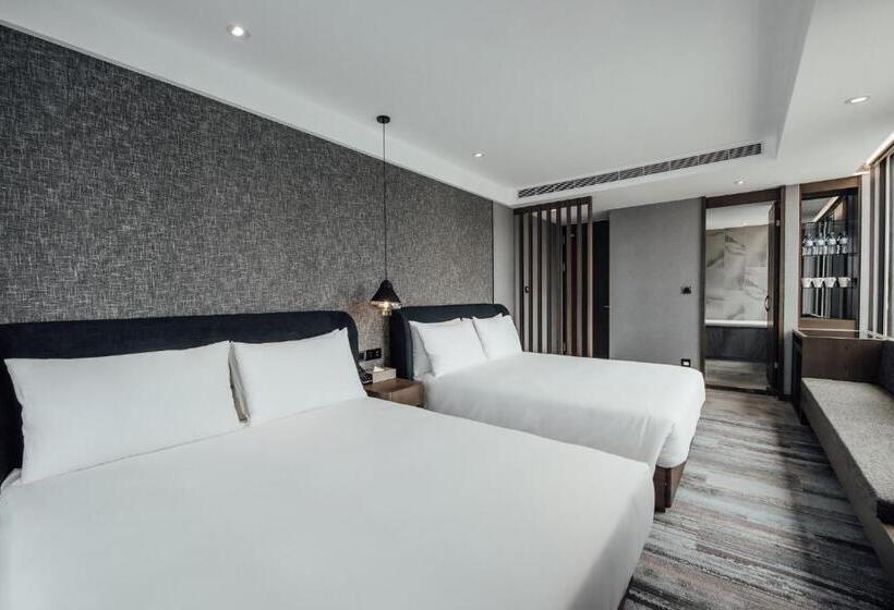 اتاق استاندارد چهار تخته, Harbour 10