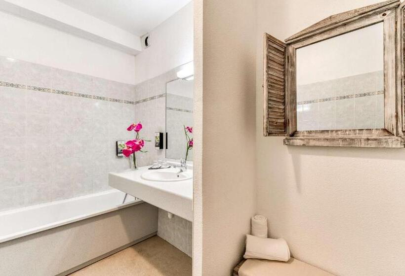 Quarto Familiar, Sure Hotel By Best Western Beziers Le Monestie