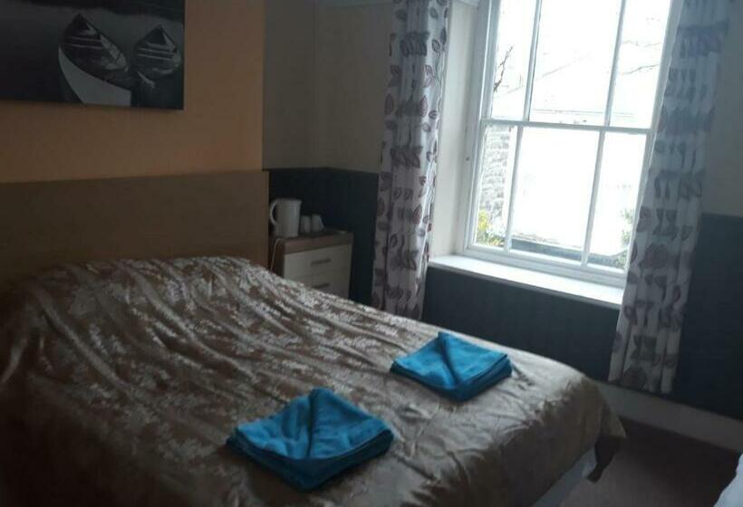 스탠다드 룸 공동 욕실, Llwynygog Guest House
