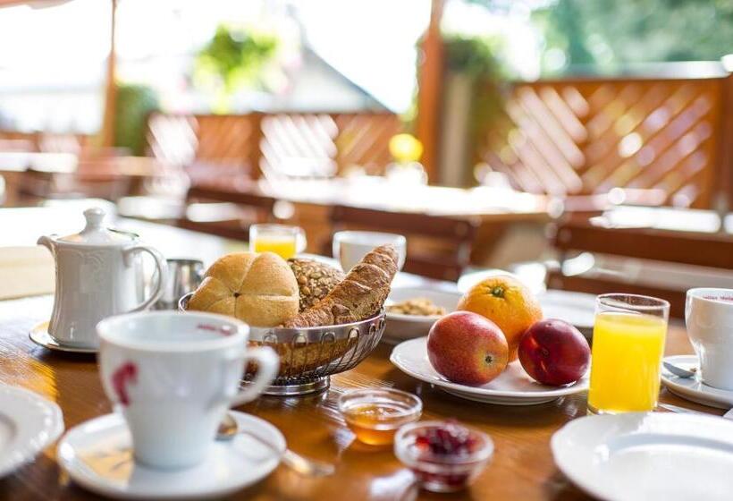 패밀리 아파트, Pension Appartements Kirchenwirt