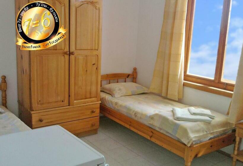 海景标准间带阳台, Pension Dicev