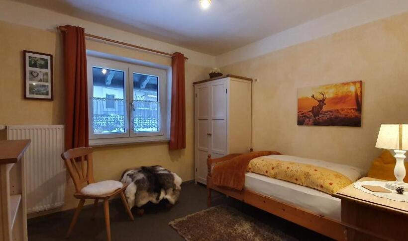 Apartamento 2 Quartos com Varanda, Pension Marianne
