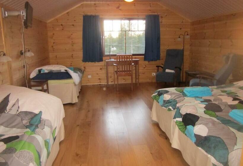 Четырехместный Номер Стандарт, Guesthouse Husky