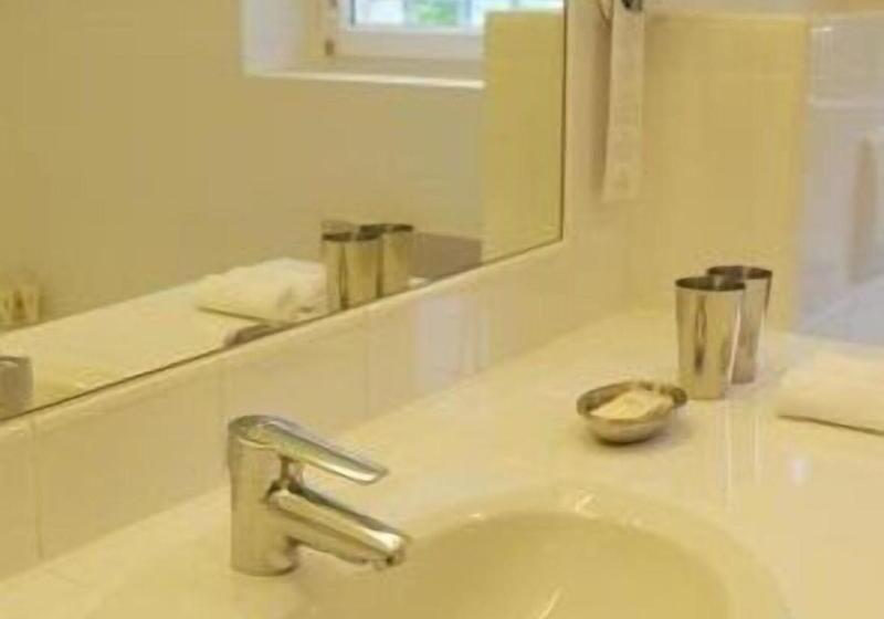 Полулюкс Вид на Море, Hôtel Villa Les Rosiers