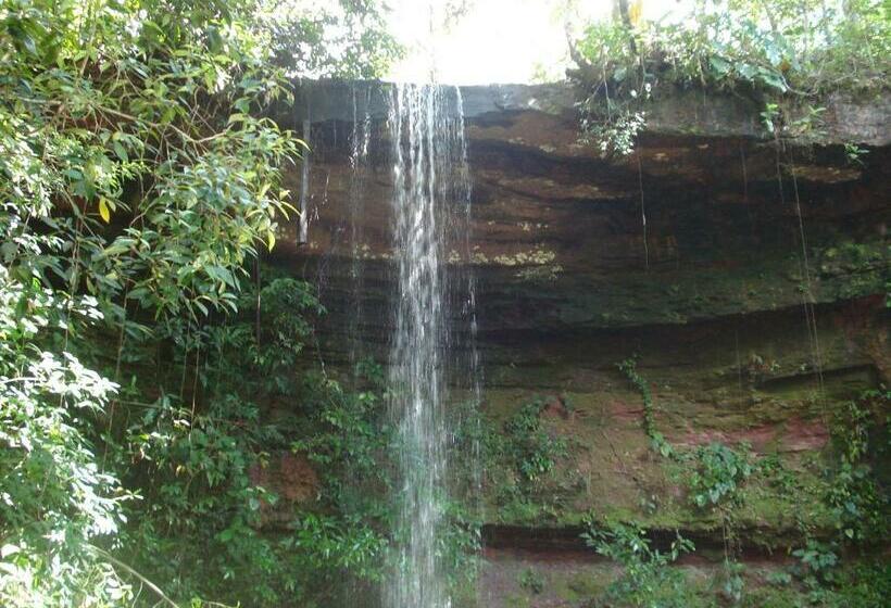 کلبه ییلاقی, Pousada Jardim Da Chapada