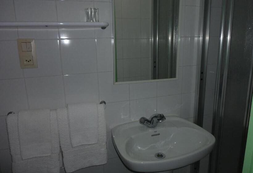 Номер Стандарт, Pension Fonda Vilalta