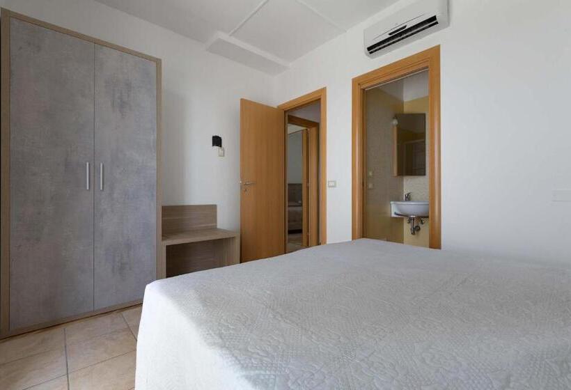 Апартаменты 2 Спальни Вид на Море, Residence Solaris