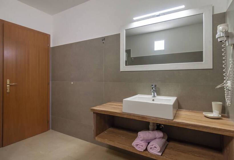 带1个卧室的高级公寓, Foresto   Holiday Apartments