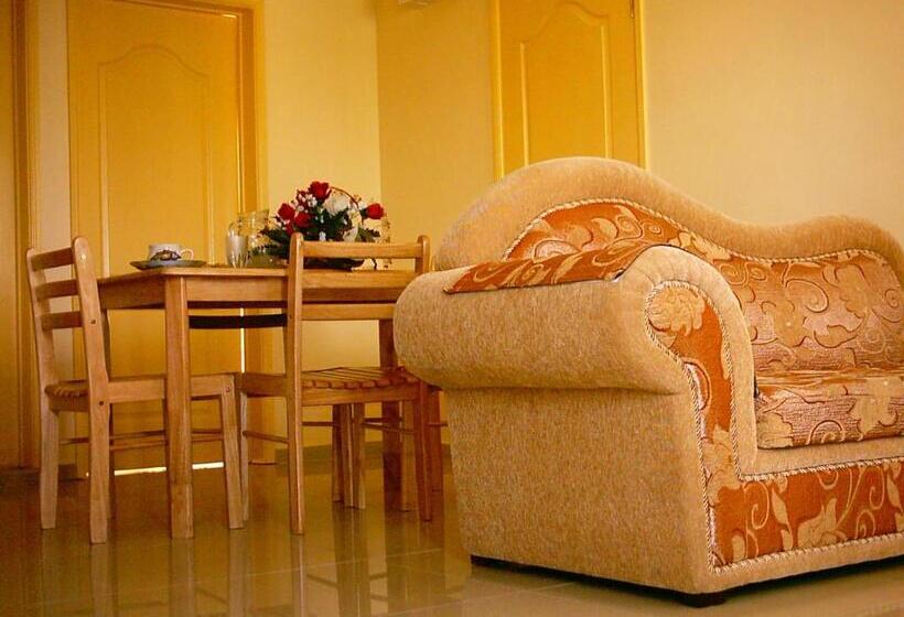 آپارتمان 3 خوابه, Villa Osoleil