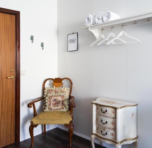اتاق استاندارد سه نفره, Guesthouse Hamar