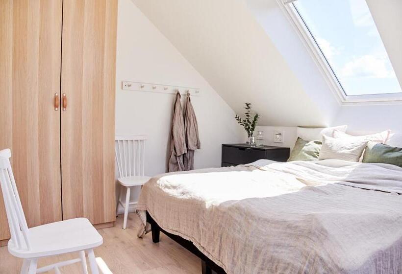1 Bedroom Penthouse Apartment, Lotsvillans Vandrarhem