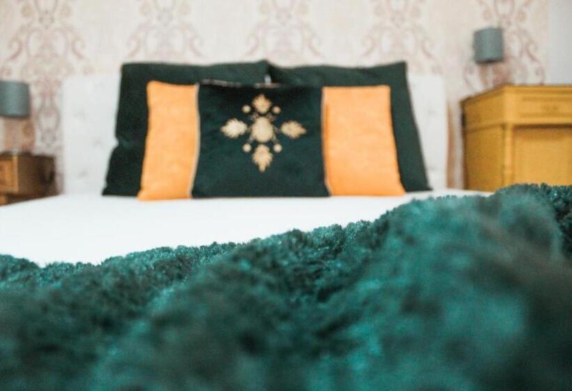 اتاق لوکس, Vintage Place   Azorean Guest House