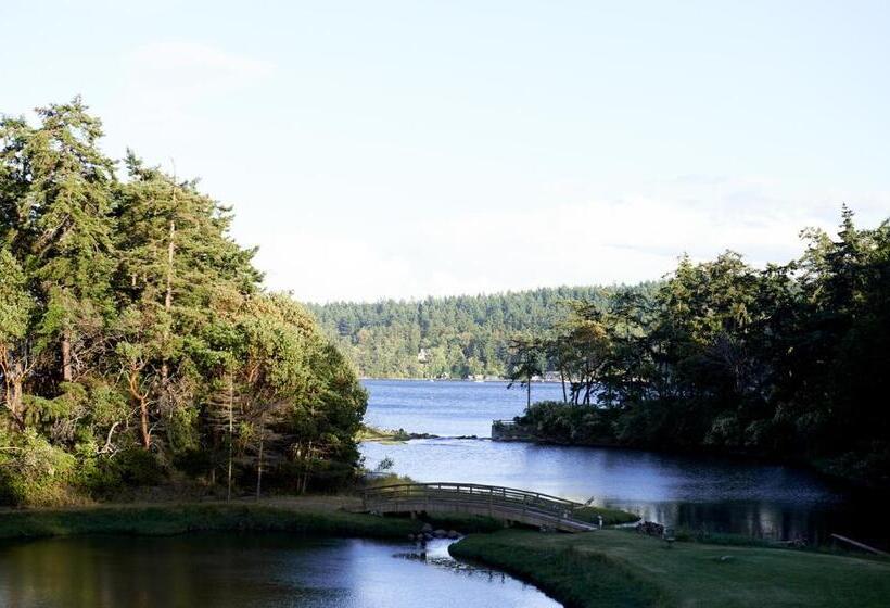 디럭스 룸, Captain Whidbey