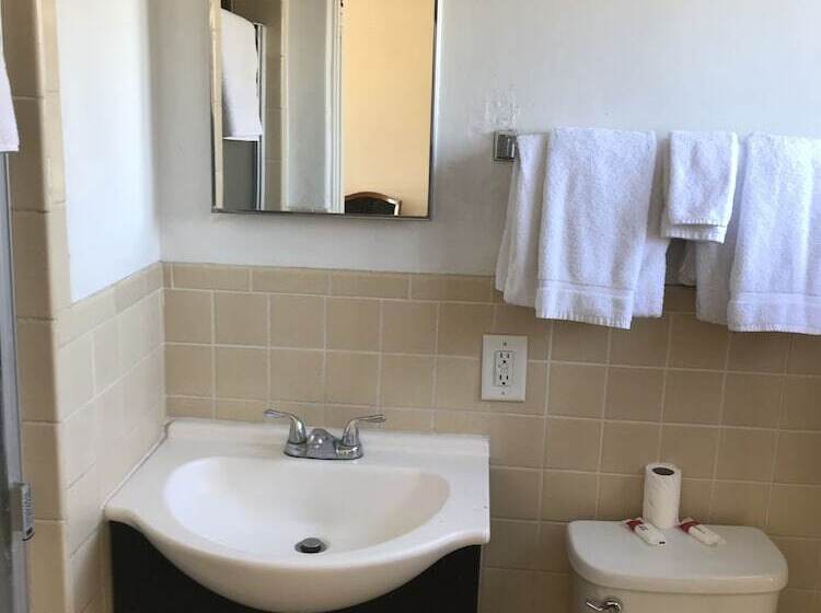 스탠다드 룸 더블 침대 2개, Ventura Beach House Motel