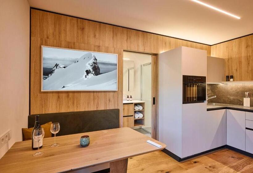 Студия Стандарт, Appartements Täli