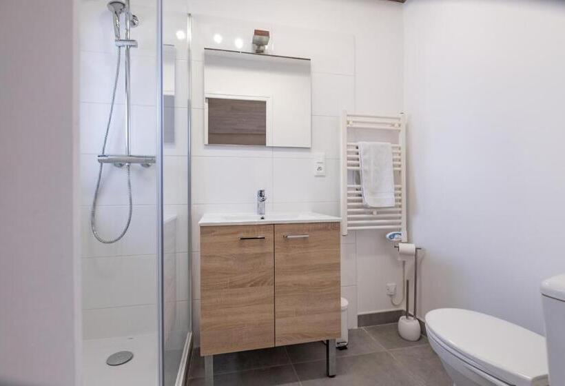 Дом 2 Спальни, Domaine De Montboulard