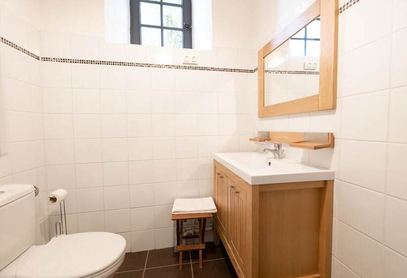 Дом 2 Спальни, Domaine De Montboulard