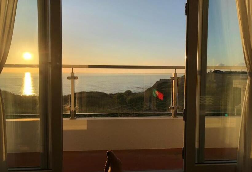 استودیو لوکس با چشم‌انداز دریا, Silver Coast Vacation   Your Unique Inn