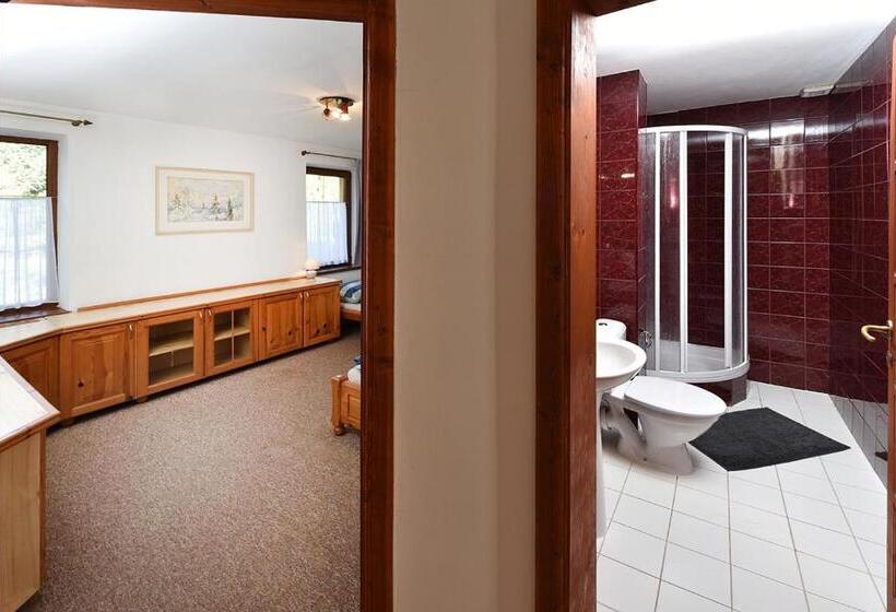 Люкс Семейный 2 Спальни, Wellness Vila Astra