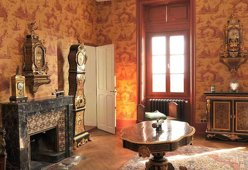 Люкс, Chateau Des Faugs