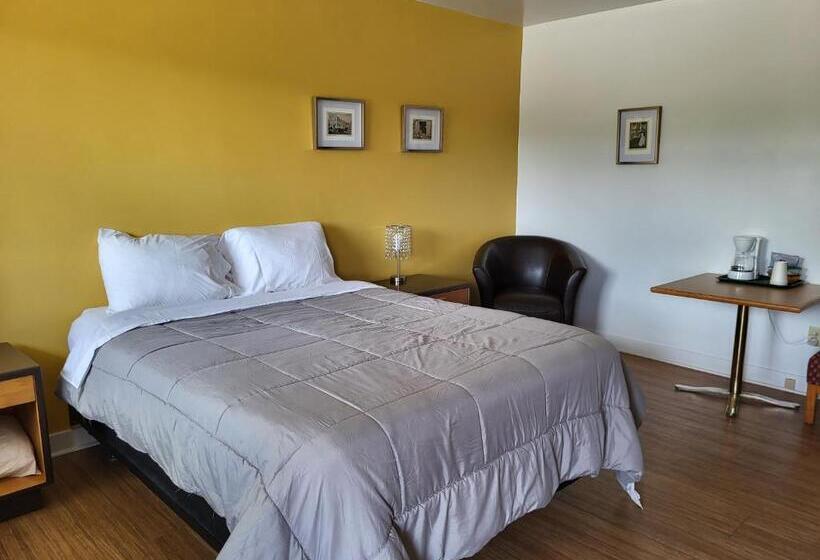 标准间, Sherbrooke Village Inn