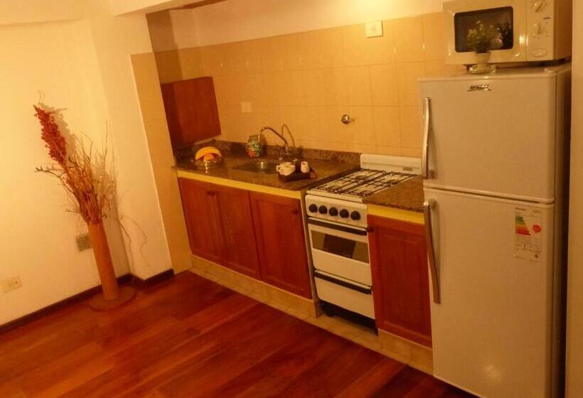 شقة غرفة نوم واحدة مزودة بشُرفة, Apart Hotel Family