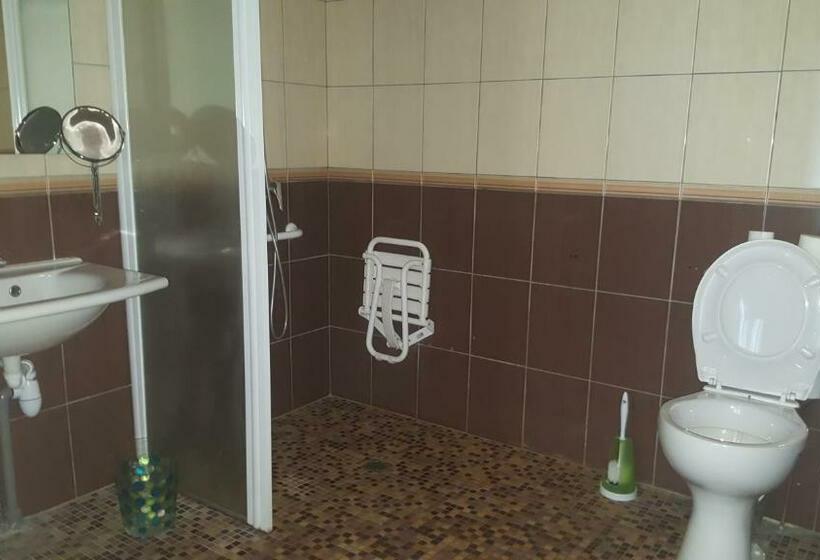 Дом 1 Спальня, Ferme Ithurburia