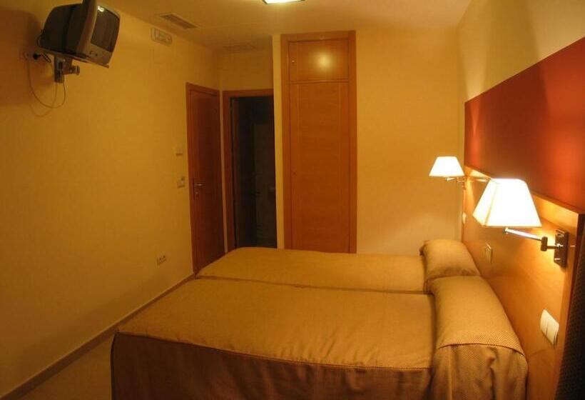 标准间, Hostal Ciudad De Cáparra