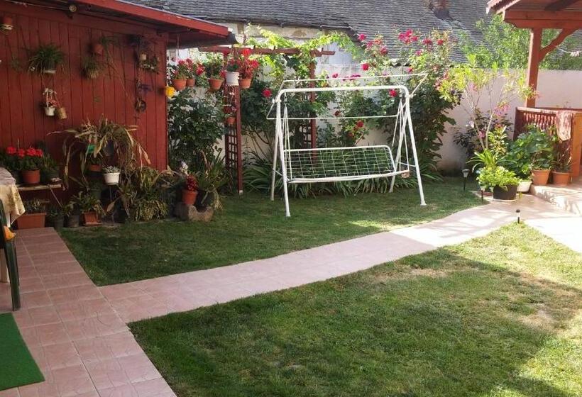 آپارتمان 1 خوابه, Zách Klára Utcai Apartman