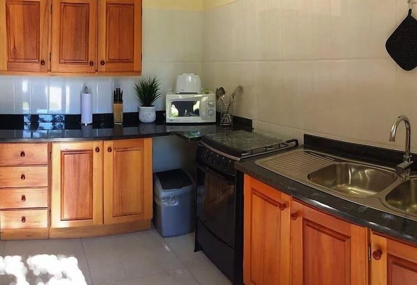 Номер Стандарт, Clubview Guest House