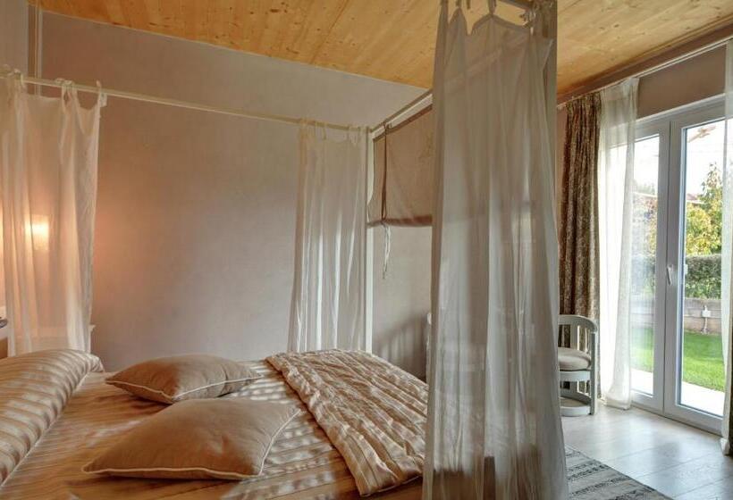 Апартаменты 1 Спальня Вид на Сад, La Rosa Gialla Bio Apartments & Rooms