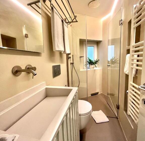 آپارتمان 1 خوابه, About Italy Holiday Rooms And Apartments