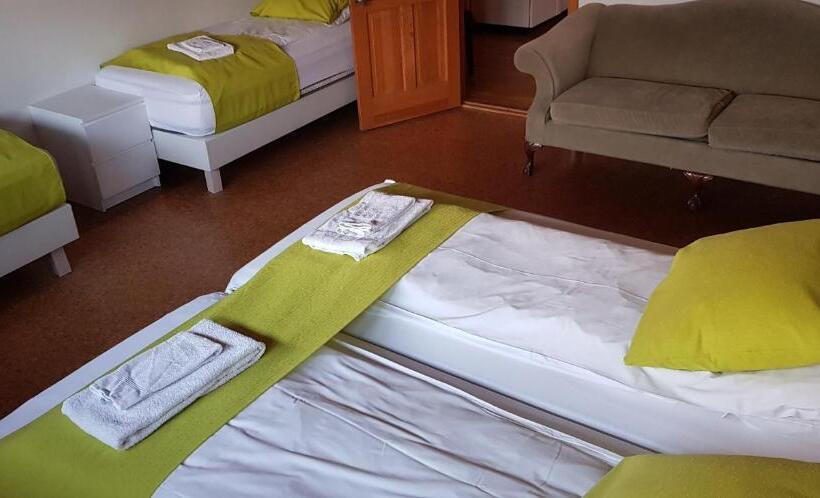 Четырехместный Номер Стандарт, Apotek Guesthouse
