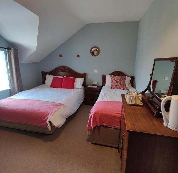 غرفة قياسية ثلاثية, Rolling Wave Guesthouse