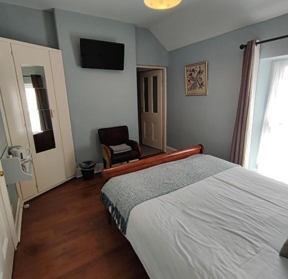 Номер Стандарт, Rolling Wave Guesthouse