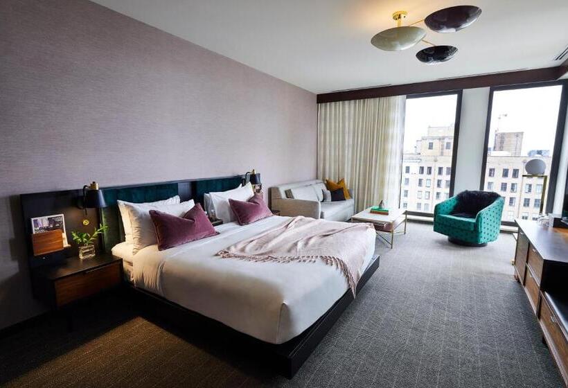 Juniorsvit, Fairlane Hotel Nashville, By Oliver