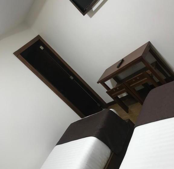 스탠다드 룸, Hostal Camil