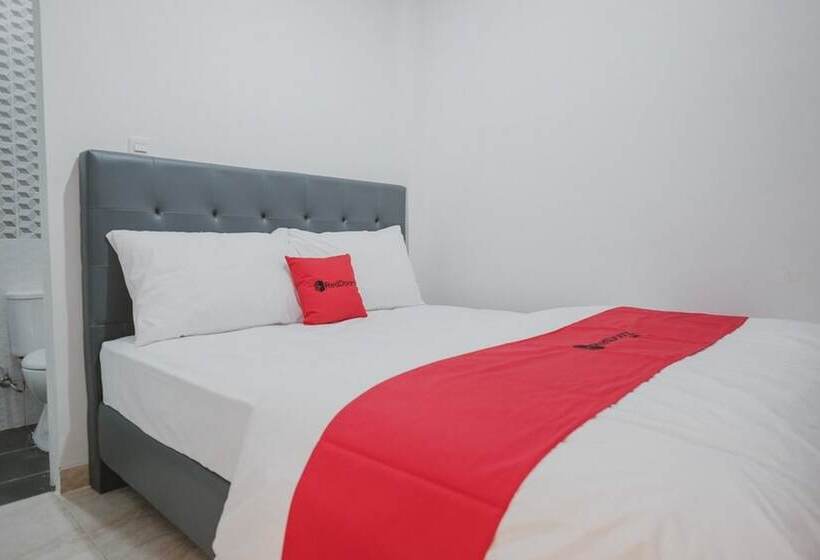 Номер Стандарт, Reddoorz Near Taman Palem